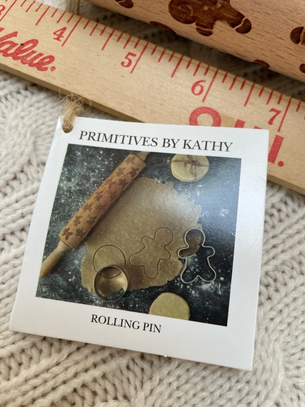 NWT Primitives by Kathy Wooden Rolling Pin Gingerbread relief design pie crusts